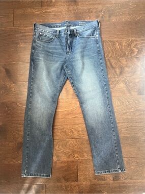 Marc Anthony Slim fit luxury denim Straight Men's Faded Blue Jeans